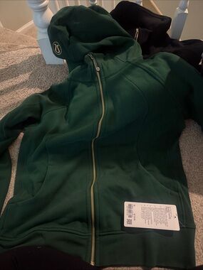 lululemon athletica Dark Green Zip-Up Hooded Jacket